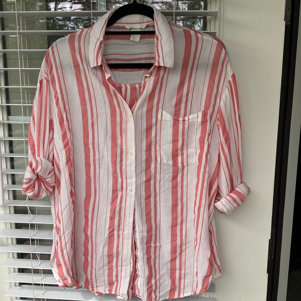 H&M lightweight button up